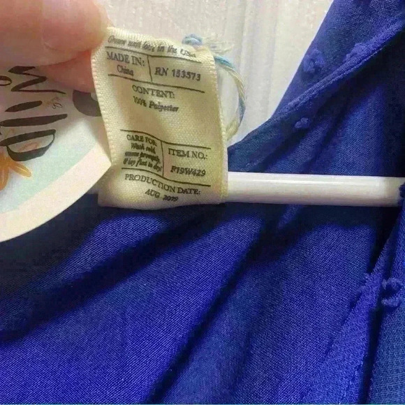 NWT Wildflowers Feliz Navidad Dress - Picture 7 of 10